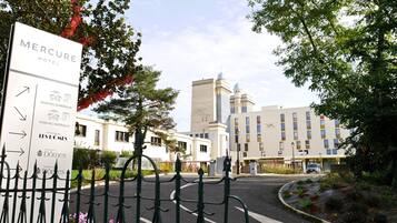 Tempat parkir