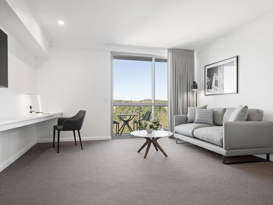 Desk, laptop workspace, rollaway beds, free WiFi