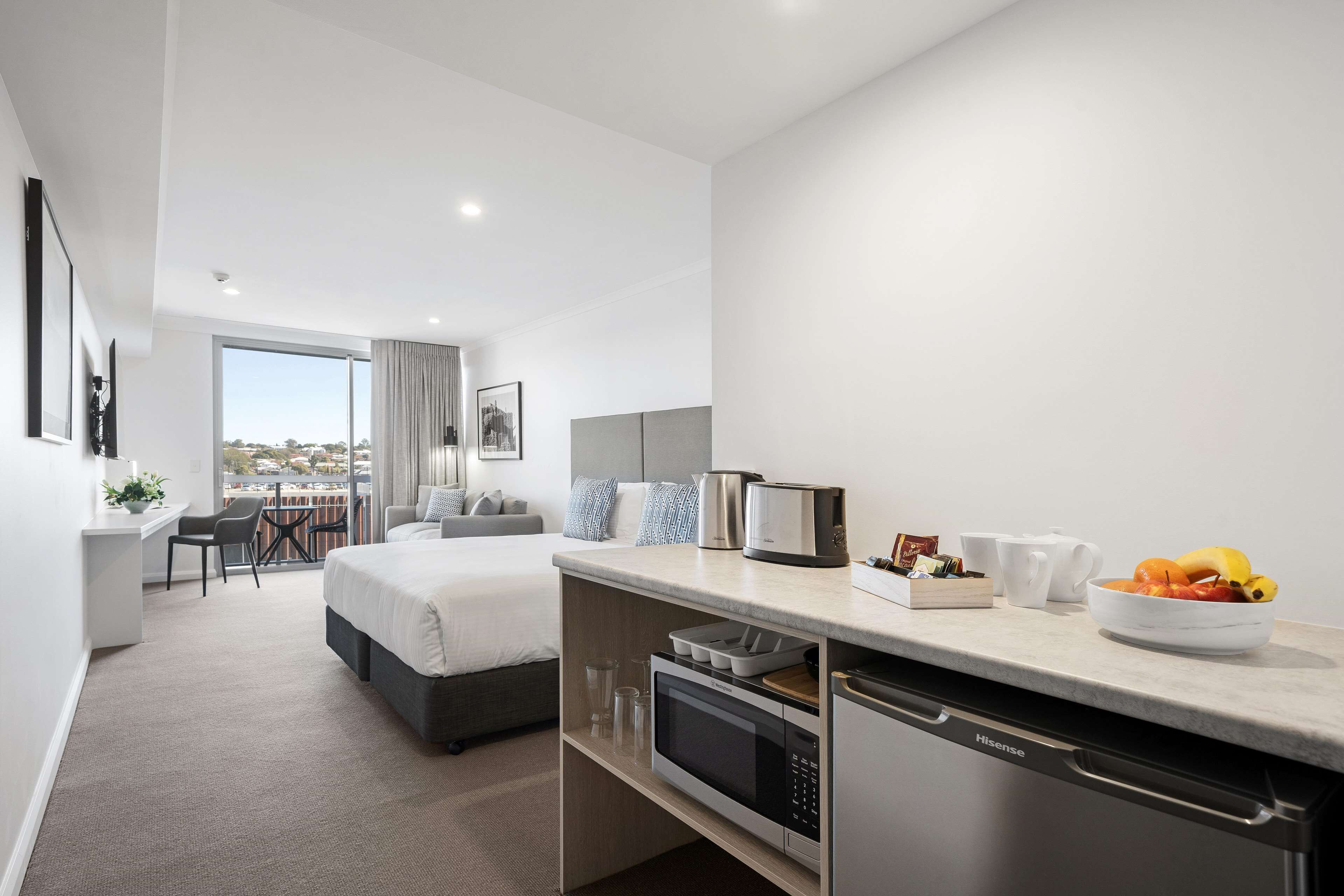 Desk, laptop workspace, rollaway beds, free WiFi