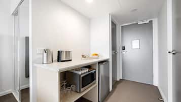 Desk, laptop workspace, rollaway beds, free WiFi