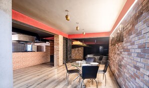 Restaurant - Treebo Kings Orchid (Bengaluru)