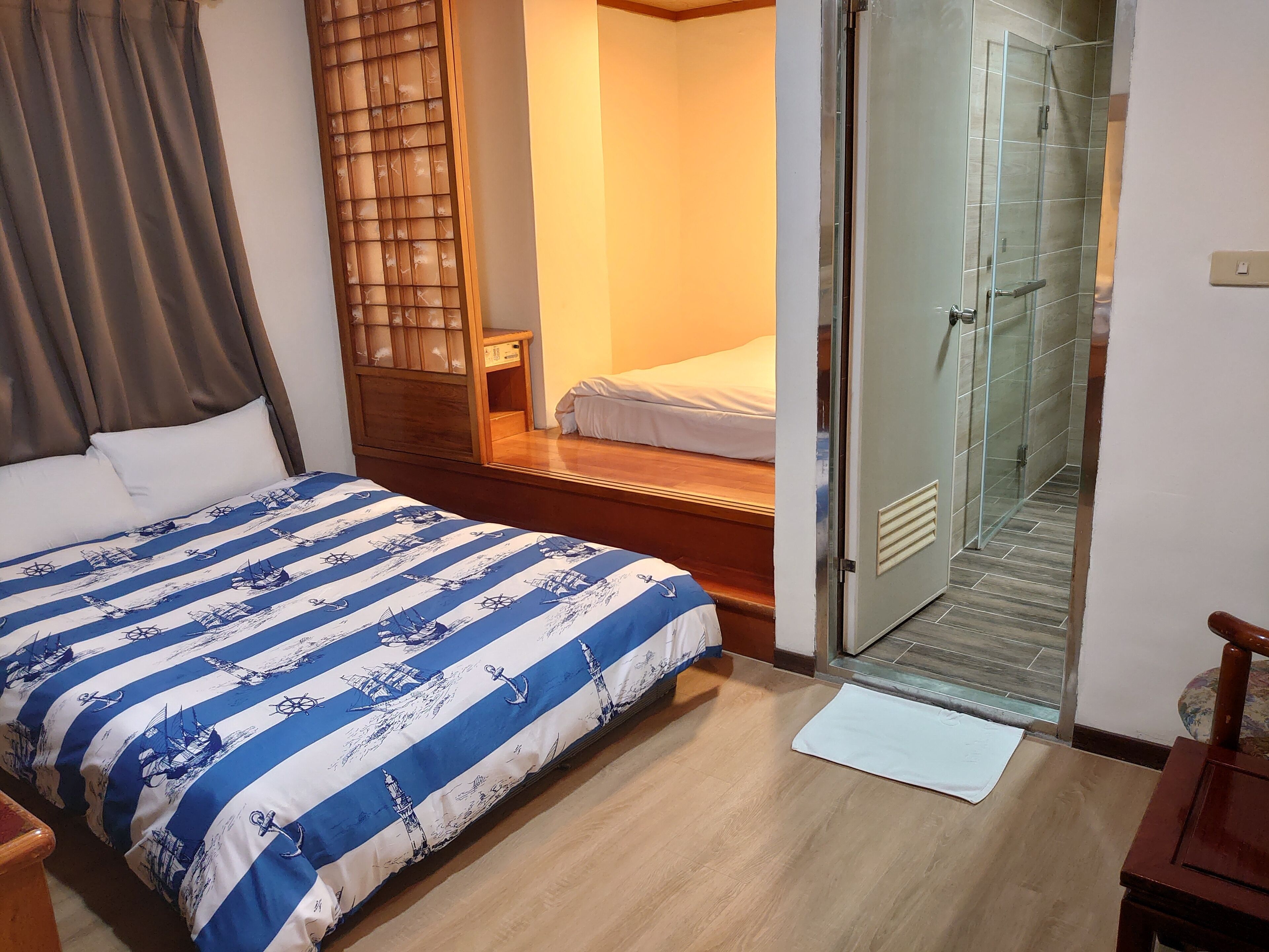 Chambre Quadruple Classique | Bureau, espace de travail pour ordinateur portable, Wi-Fi gratuit