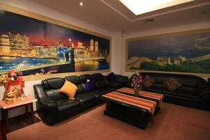 包每日當地菜式早餐