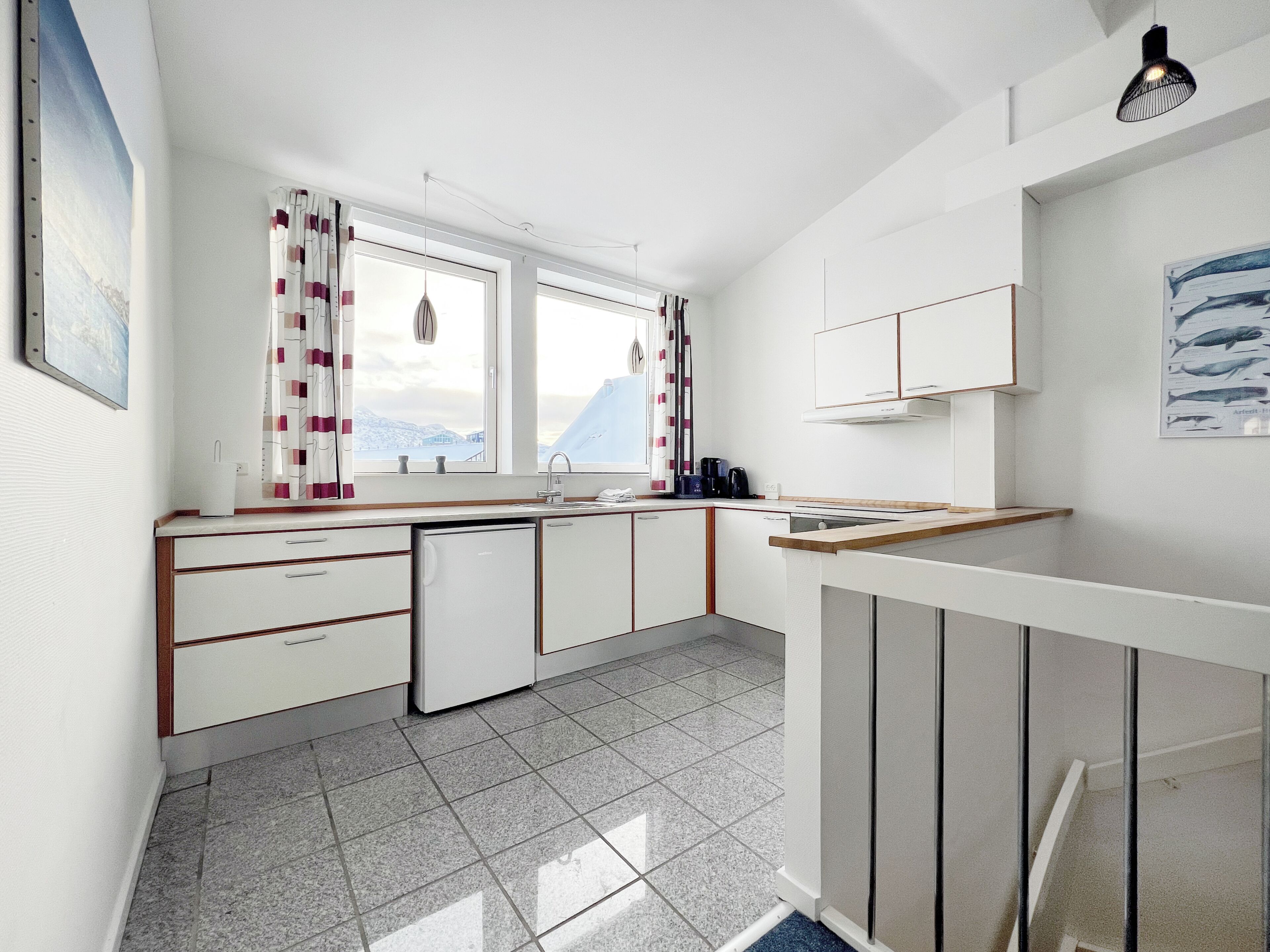 Apartment, 1 Bedroom, Non Smoking | Private kitchen | Oven, stovetop, electric kettle, griddle