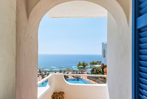 Minibar, in-room safe, free WiFi, bed sheets - Hotel Grazia alla Scannella (Forio)