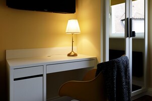 Exclusive Apartment | Room amenity