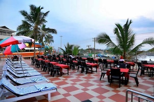Sundeck