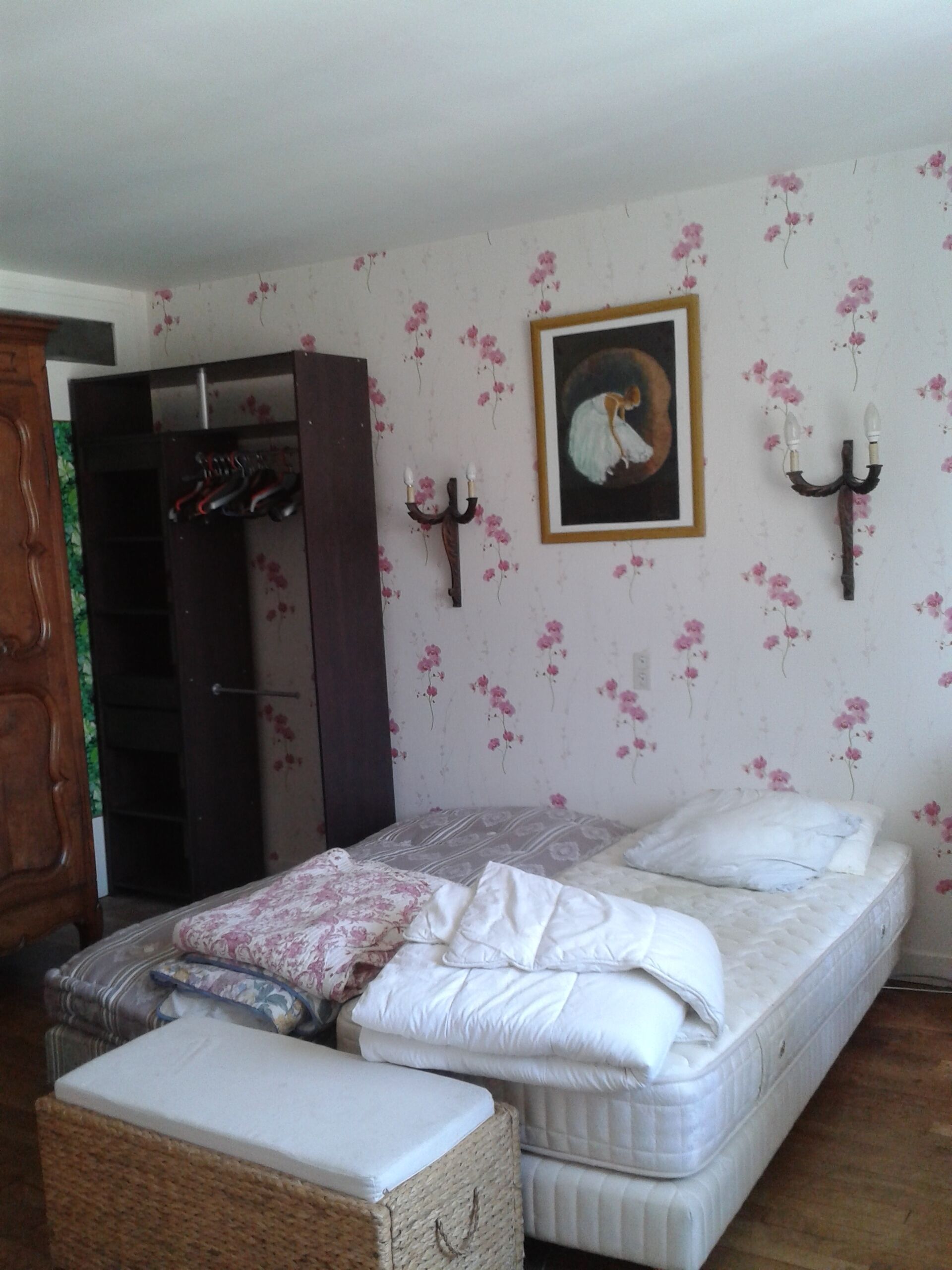 Standard Room | 2 bedrooms, individually furnished, desk, free WiFi