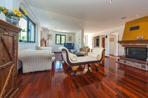 Fireplace - Brac Island Villa rental - Croatia (Sumartin)