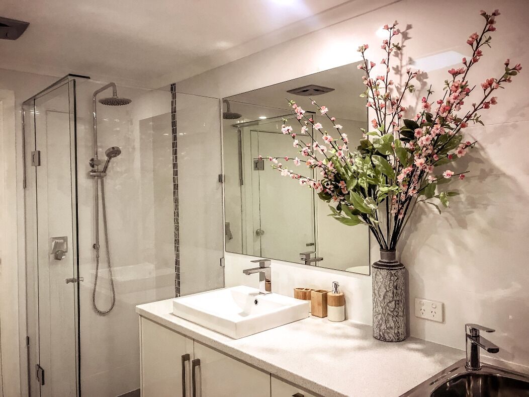 Location location location! Newly remodeled home in the Main Street of Tanunda — image 10