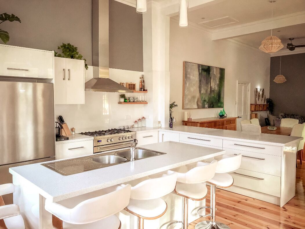 Location location location! Newly remodeled home in the Main Street of Tanunda — image 12