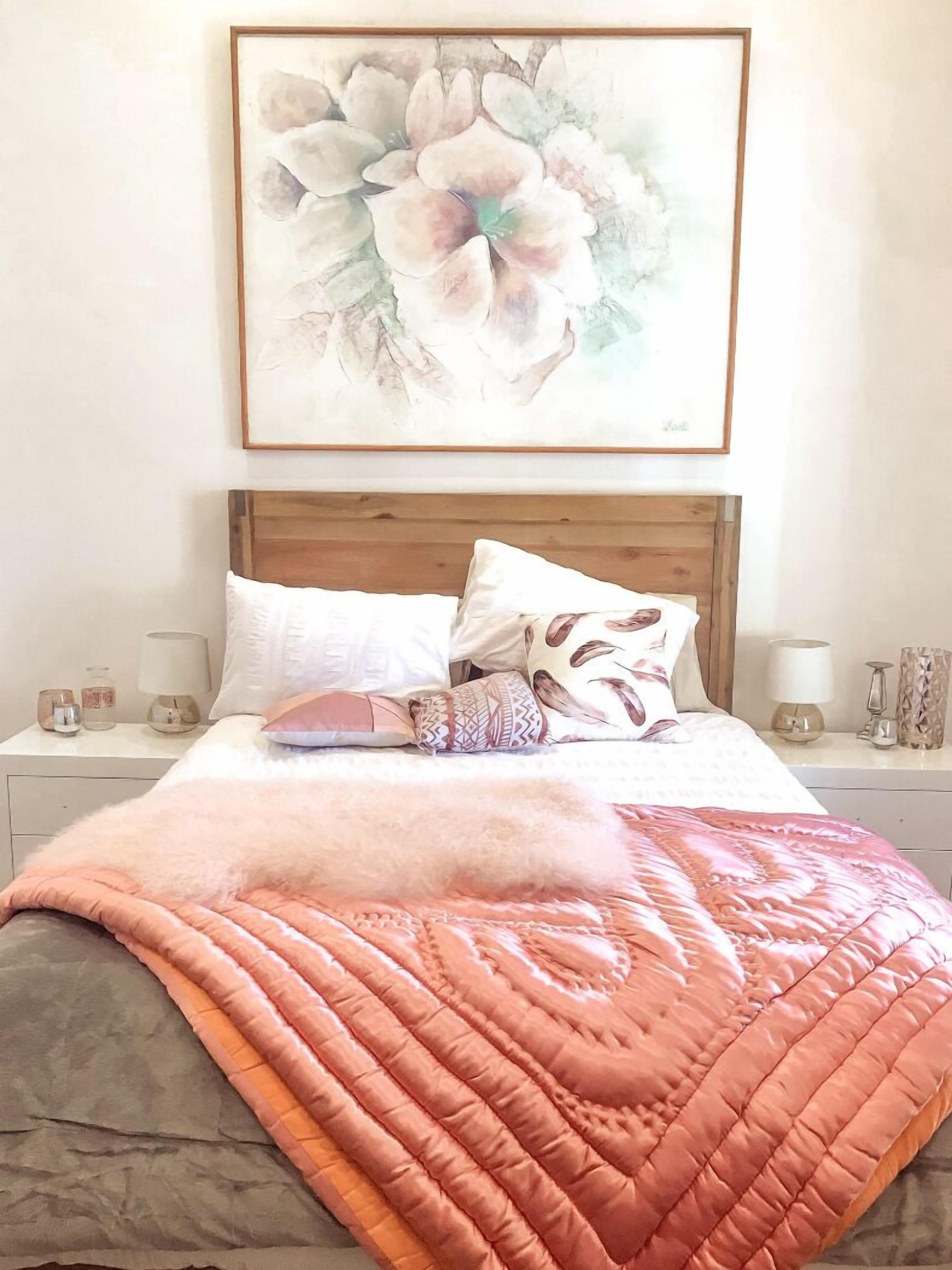 Location location location! Newly remodeled home in the Main Street of Tanunda — image 9