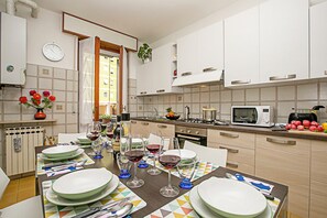 Family Apartment, Multiple Bedrooms, 2 Bathrooms (Appartamento Verona For You) | Private kitchen