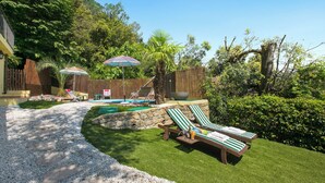 Family Villa, 3 Bedrooms, 2 Bathrooms, Mountainside (Villa Monte Enrico - With Pool &) | Garden - Villa Monte Enrico - With Pool (Camporosso)