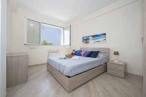 Familienapartment, Mehrere Schlafzimmer, 2 Bäder, Bergseite (Serena 1 Amazing Sea View)