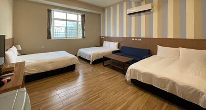 Small Ryukyu Loju sunrise Inn