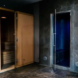 Sauna seca, banheira de hidromassagem, sauna a vapor, banho turco/hammam