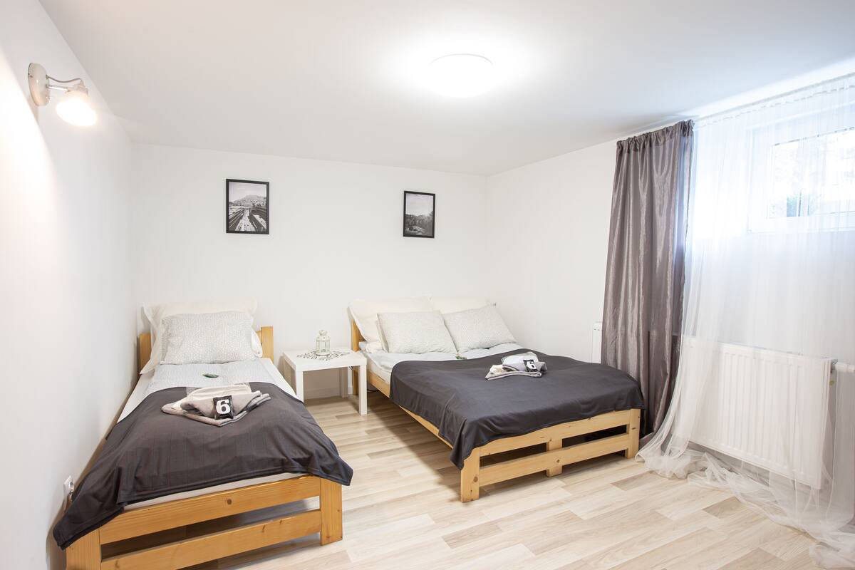 Deluxe Triple Room (Monaco)
