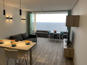 Interior - !!! Magnificent view facing the sea !!! High Standards (Playa San Juan)