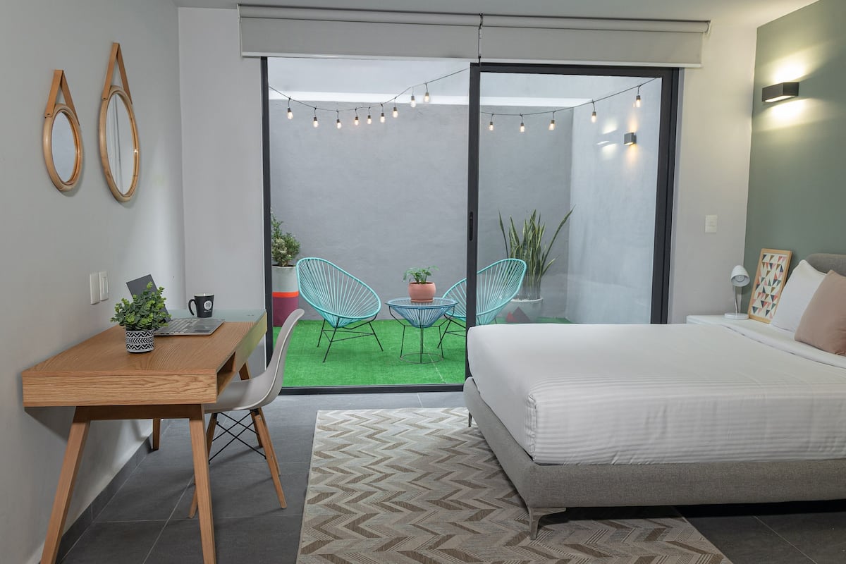 Deluxe Apartment | 1 bedroom, premium bedding, down comforters, memory foam beds