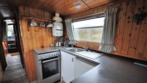 Traditional Mobile Home | Private kitchen - Floating Holidays (Stockport)