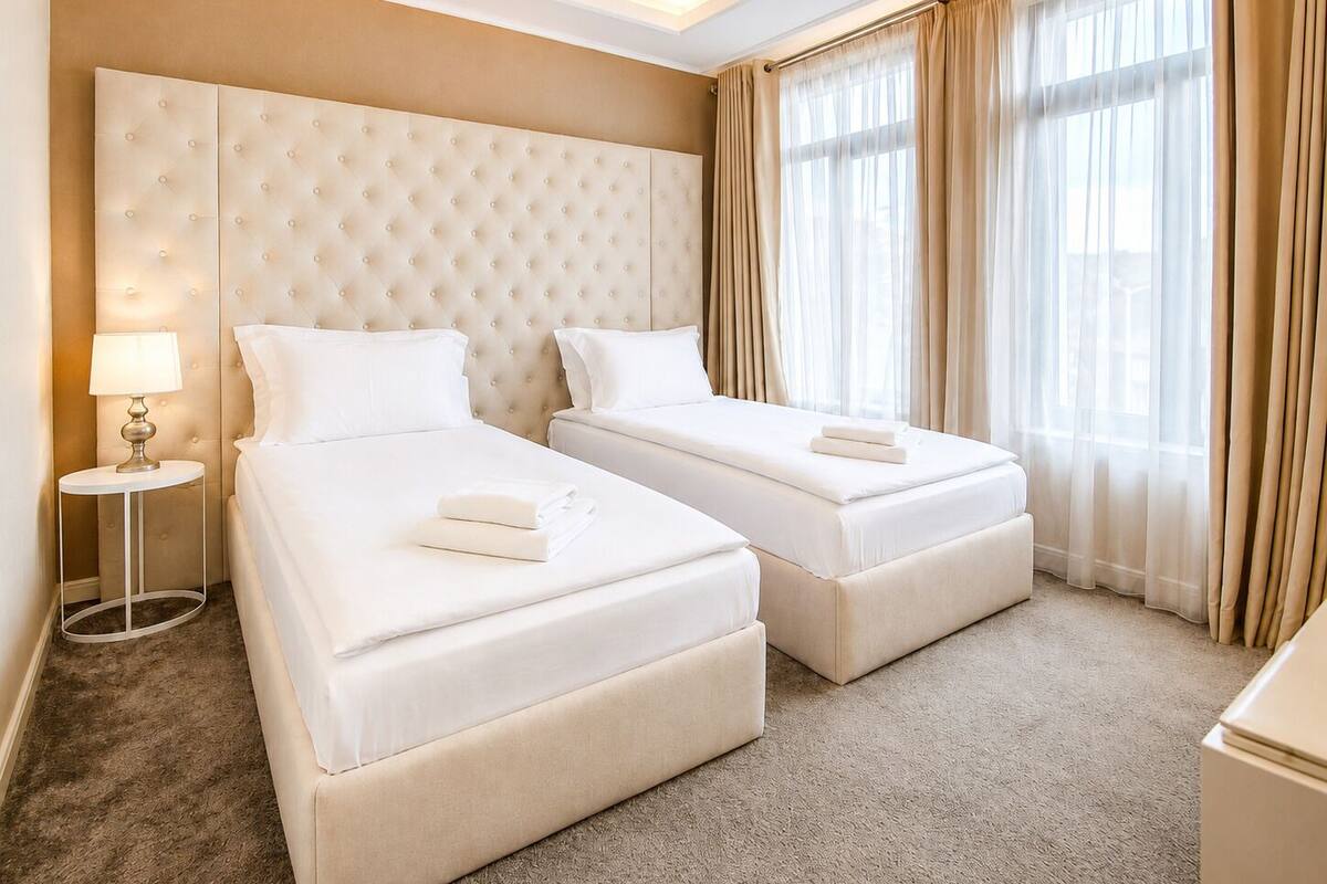 Standard Twin Room