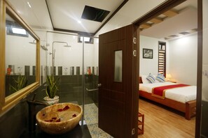 5 bedrooms, WiFi - Tan Doan An Bang center beach villas (Tp. Hội An)