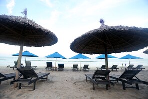 Beach - Tan Doan An Bang center beach villas (Tp. Hội An)