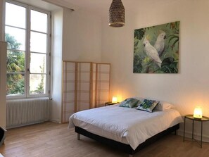 4 Schlafzimmer, Bügeleisen/Bügelbrett, WLAN, Bettwäsche
