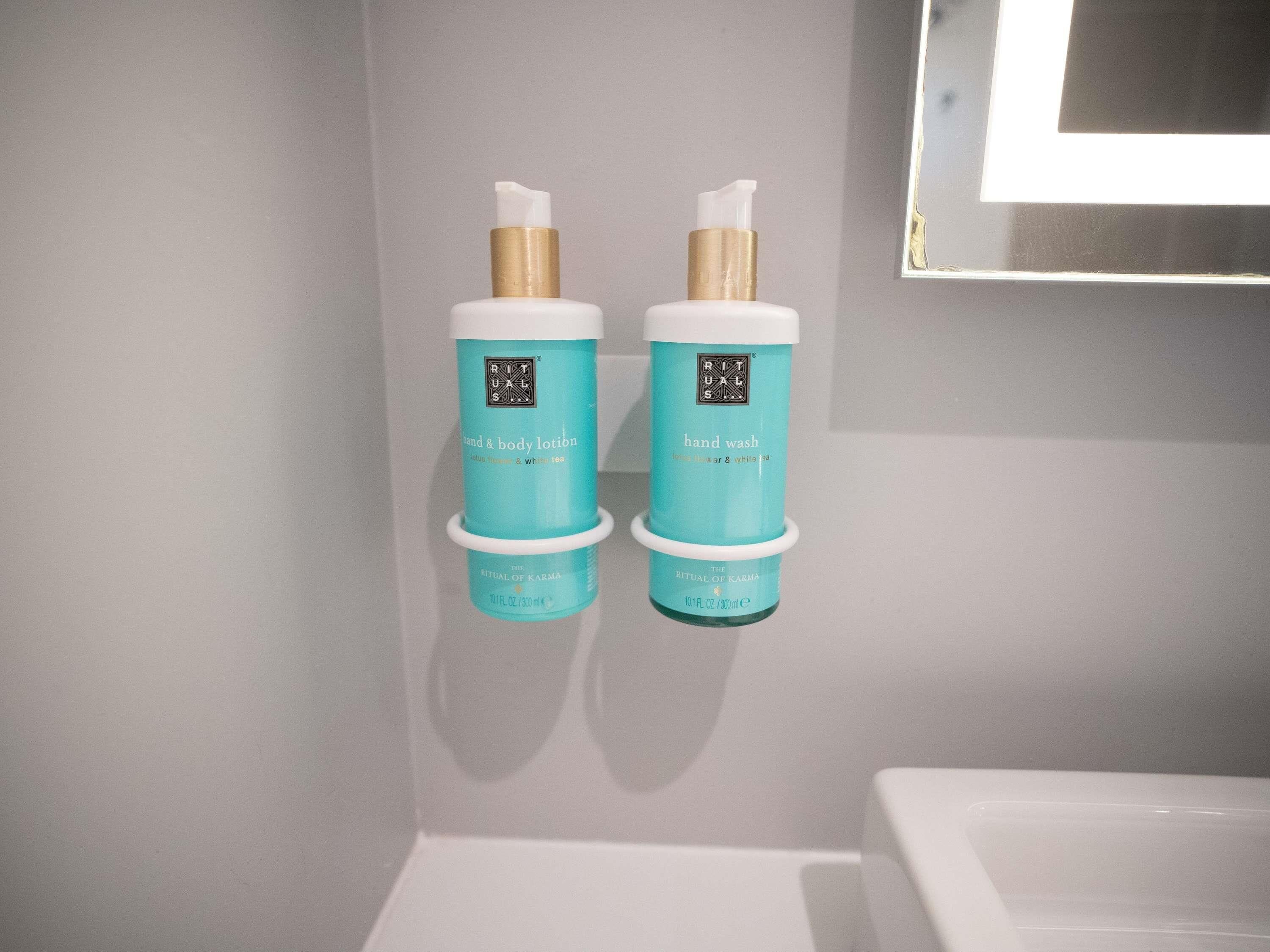 minibar, in-room safe, soundproofing, free wifi