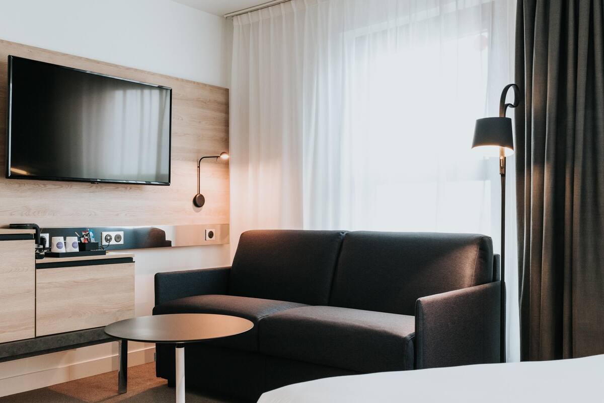 Family Room, 1 Double Bed with Sofa bed | Minibar, in-room safe, soundproofing, WiFi (free)