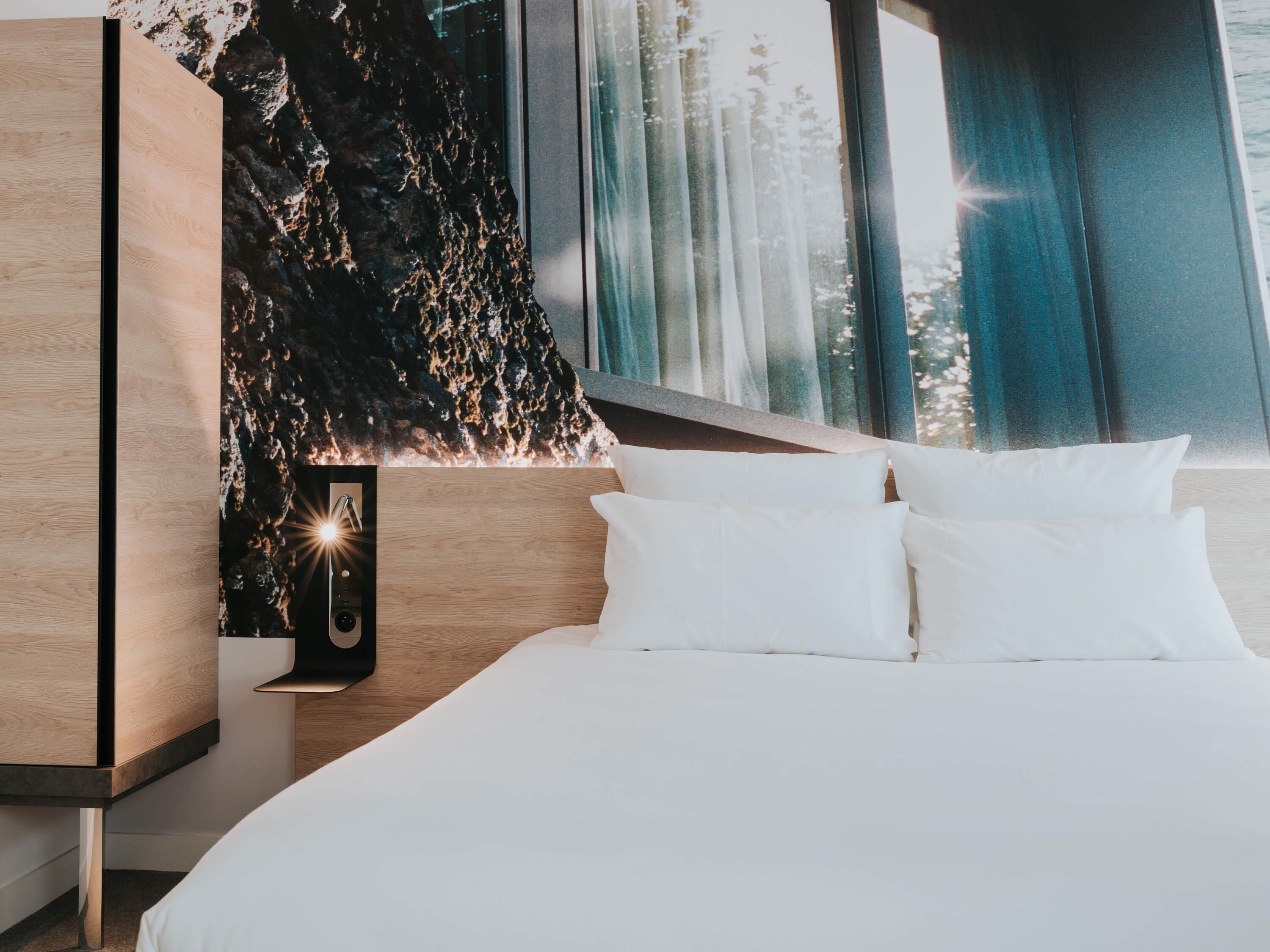 minibar, in-room safe, soundproofing, free wifi