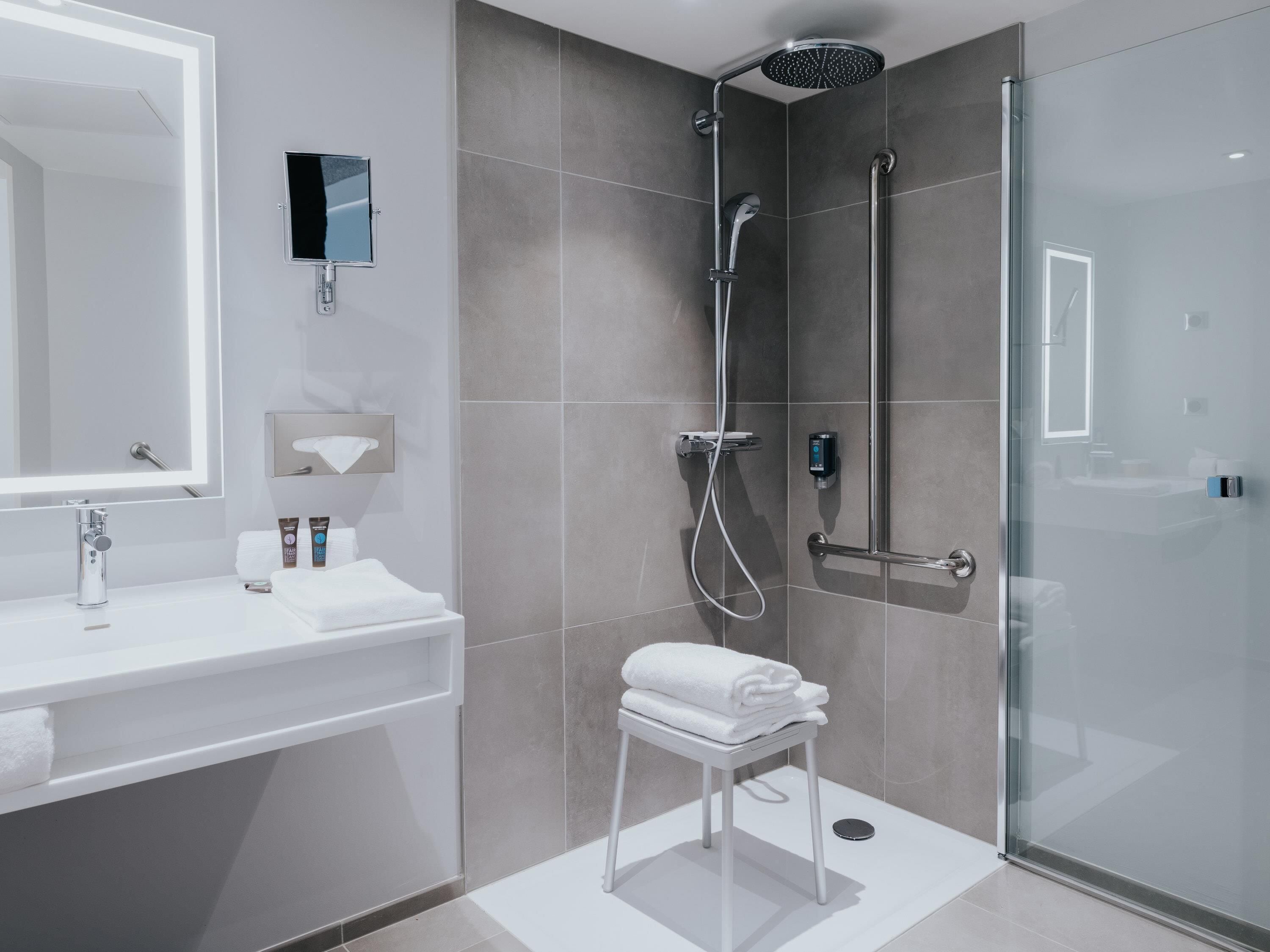 minibar, in-room safe, soundproofing, free wifi