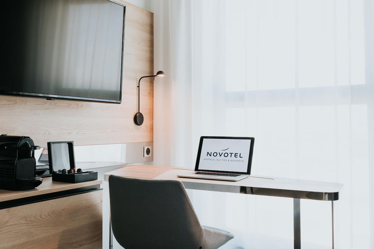 Phòng Executive, 1 giường đôi | Minibar, két bảo mật tại phòng, phòng cách âm
