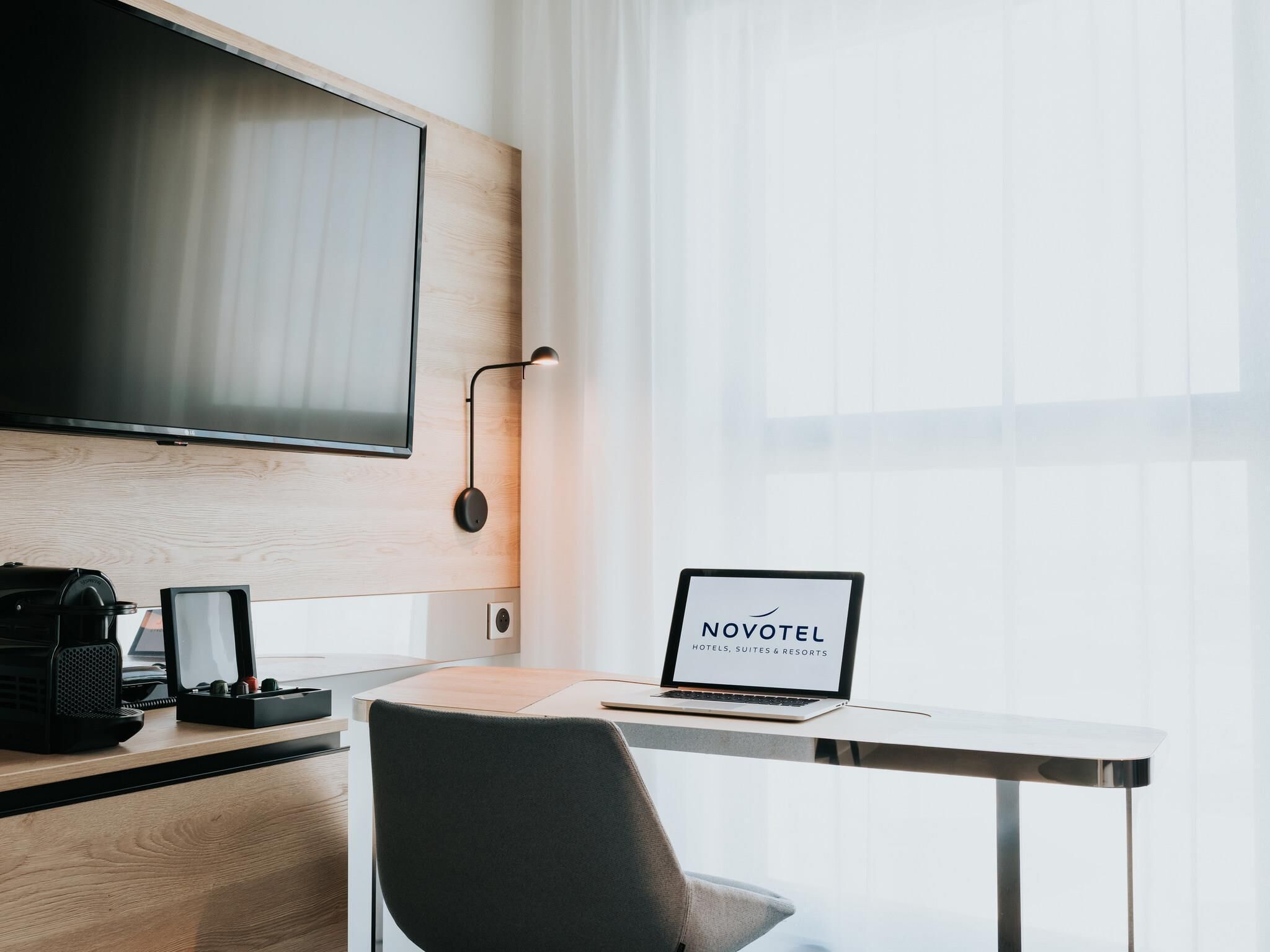 Executive Room, 1 Double Bed | Minibar, in-room safe, soundproofing, free WiFi