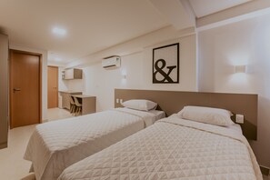 1 bedroom, individually furnished, desk, laptop workspace - Guest Manaíra Apart Hotel (João Pessoa)