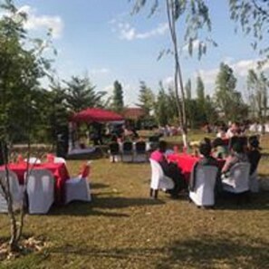 Outdoor banquet area - Moyo lodge (Lusaka)