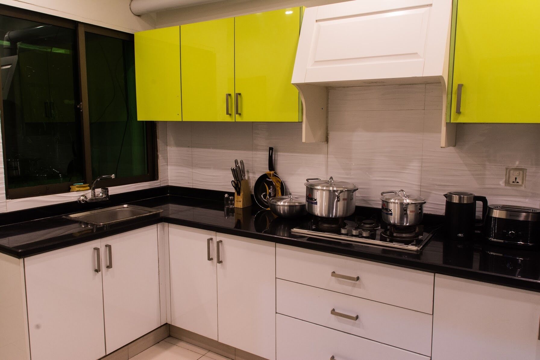 電子レンジ、トースター