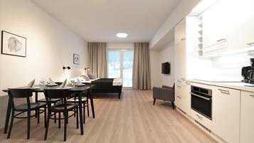 Classic-Studio | Schallisolierte Zimmer, Bügeleisen/Bügelbrett, kostenloses WLAN