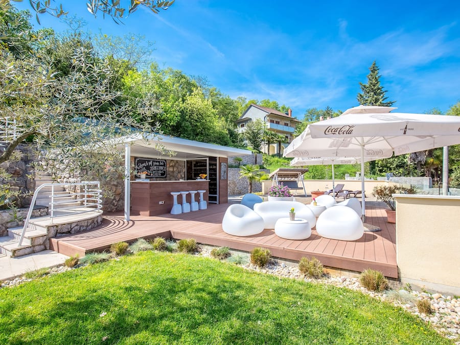 Bar (in der Unterkunft)