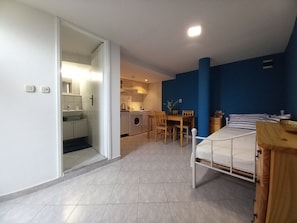 3 Schlafzimmer, Bügeleisen/Bügelbrett, WLAN, Bettwäsche