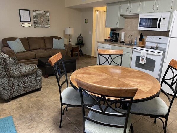 Interior - At home feeling with amenities. (Branson)