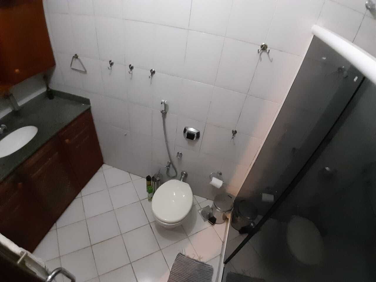 淋浴设施、吹风机、毛巾、卫生纸