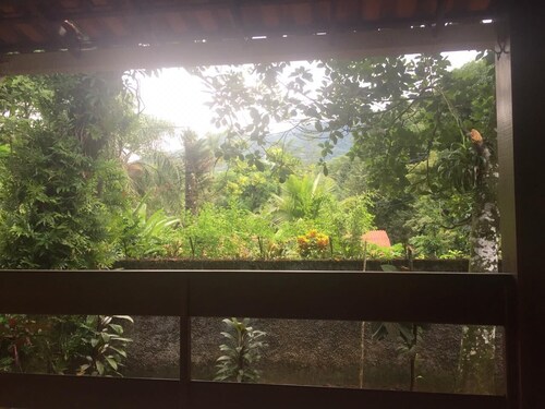 Comfortable house by the Macacu River, inside the Parque dos Três Picos!