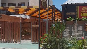 Fachada de la propiedad