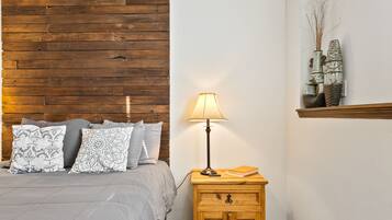 2 bedrooms, iron/ironing board, travel crib, free WiFi