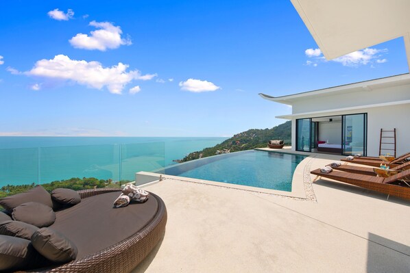 Outdoor pool - Sunny Moon Villa - Luxury Holidays - Chaweng Noi - Koh Samui (Koh Samui)