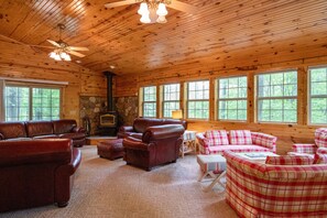 Smart TV, DVD player, foosball, table tennis