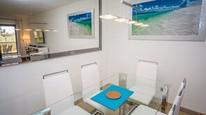 Dining - Marina del Castillo 216 (Manilva)