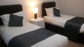 Twin Room | Free WiFi